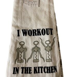 NWT Home Wear Decorative Kitchen Towels (set of 2)